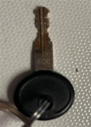 009 Pop & Lock Key