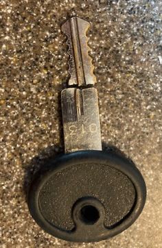 Leer 013 Original Key