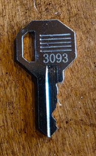KEY - MASTER LOCK - NOT COMPATIBLE WITH CABLE LOCKS - FOR PADLOCKS ONLY > MASTER 1092 (FRAMON/PLUNGE CUT) | MUST BE LOCK CODE FROM KEY OR ORIGINAL PACKAGING, NOT THE PADLOCK more images