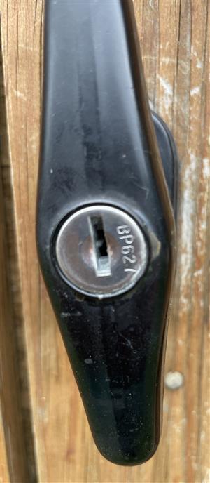 Bauer BP627 T-Handle Lock Key