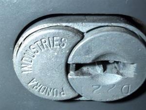 D221 Pundra Lock Face
