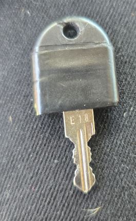 E18 Richeliu Original Key