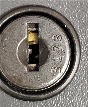 Groupe LaCasse B123 File Cabinet Lock Key