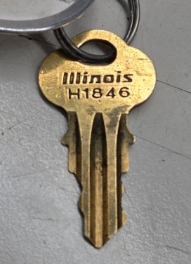 KEY - COMPX CHICAGO - CHICAGO / ILLINOIS (GCODE/FRAMON - KEY BLANK: CENTER GROOVE SIDE UP - LASER CUT) | DOUBLE-SIDED CUT KEY | CHICAGO PATTERN KEY, WAVY CUTS more images