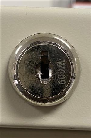 Hirsh / Staples W609 File Cabinet Lock Key