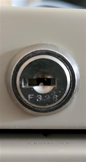 Hoyl F326 File Cabinet Lock Key