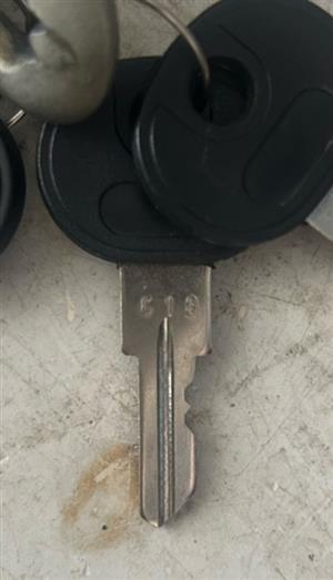 Husky 619 Original Key