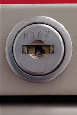 Office Specialty Storwal K162 File Cabinet Lock Key