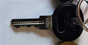 R606 Husky Key