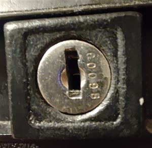 Sentry Safe 1170 C009B Lock Key