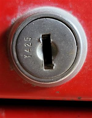 Snap-On Y425 Toolbox Lock Key