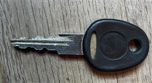 SU0008 Original Key