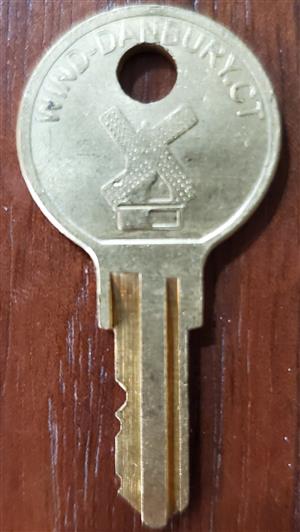 Wind Danbury Ct File Cabinet Keys