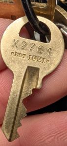 X2761 Master Lock Original Key