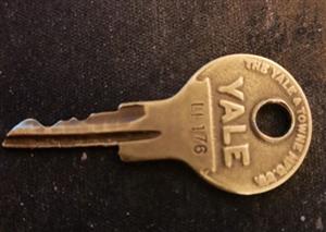 Yale LL176 Key